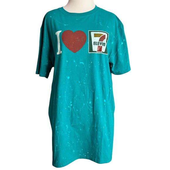 7 Eleven Retro Paint Splatter Tee - Picture 2 of 6